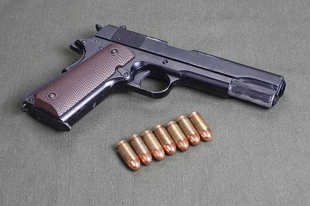 Pistol COLT cu co2 la pret de OCAZIE! AIRSOFT METAL MODIFICAT Cybergun