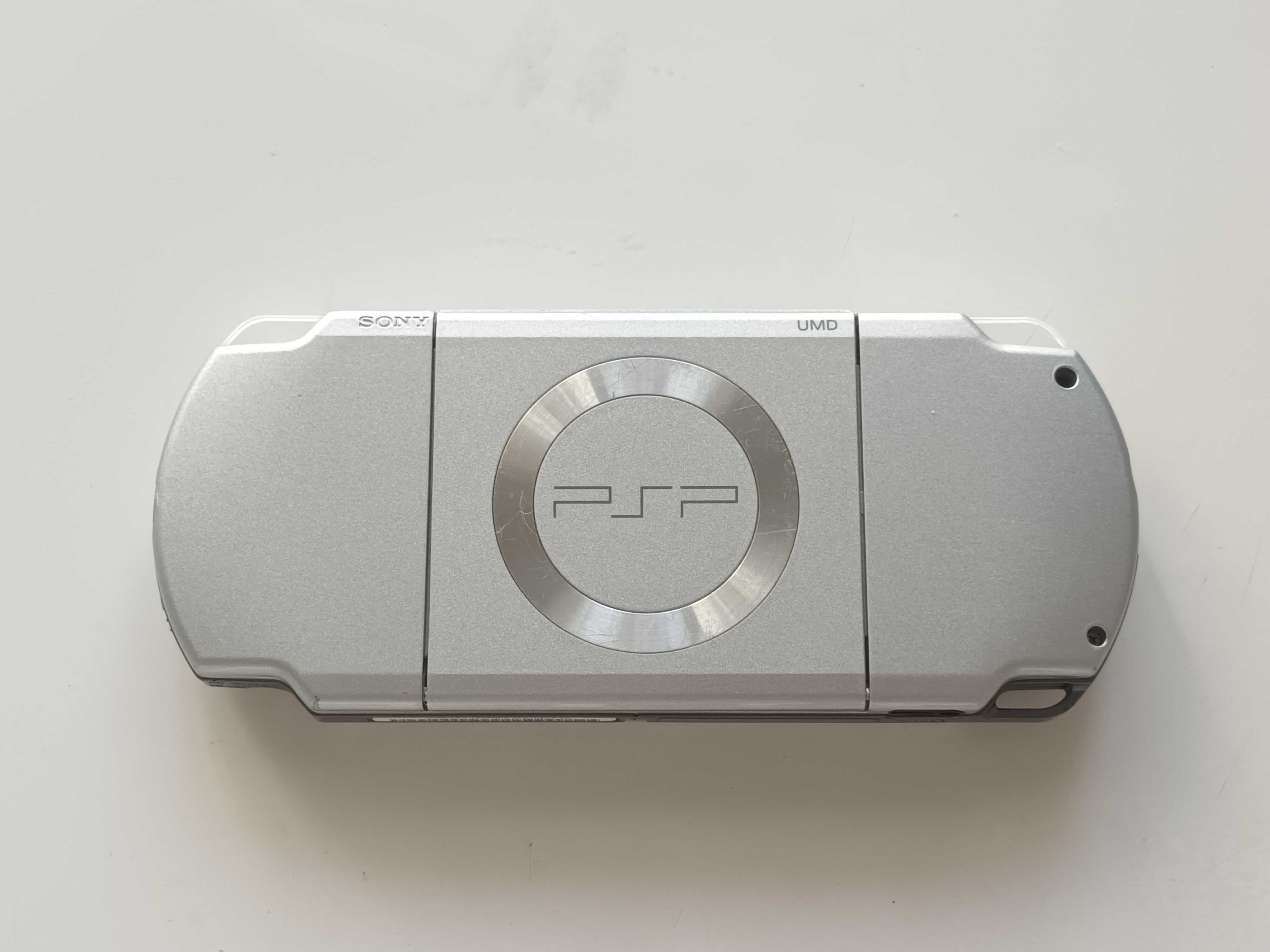 Конзола Sony PSP PlayStation Portable - Качени много игри