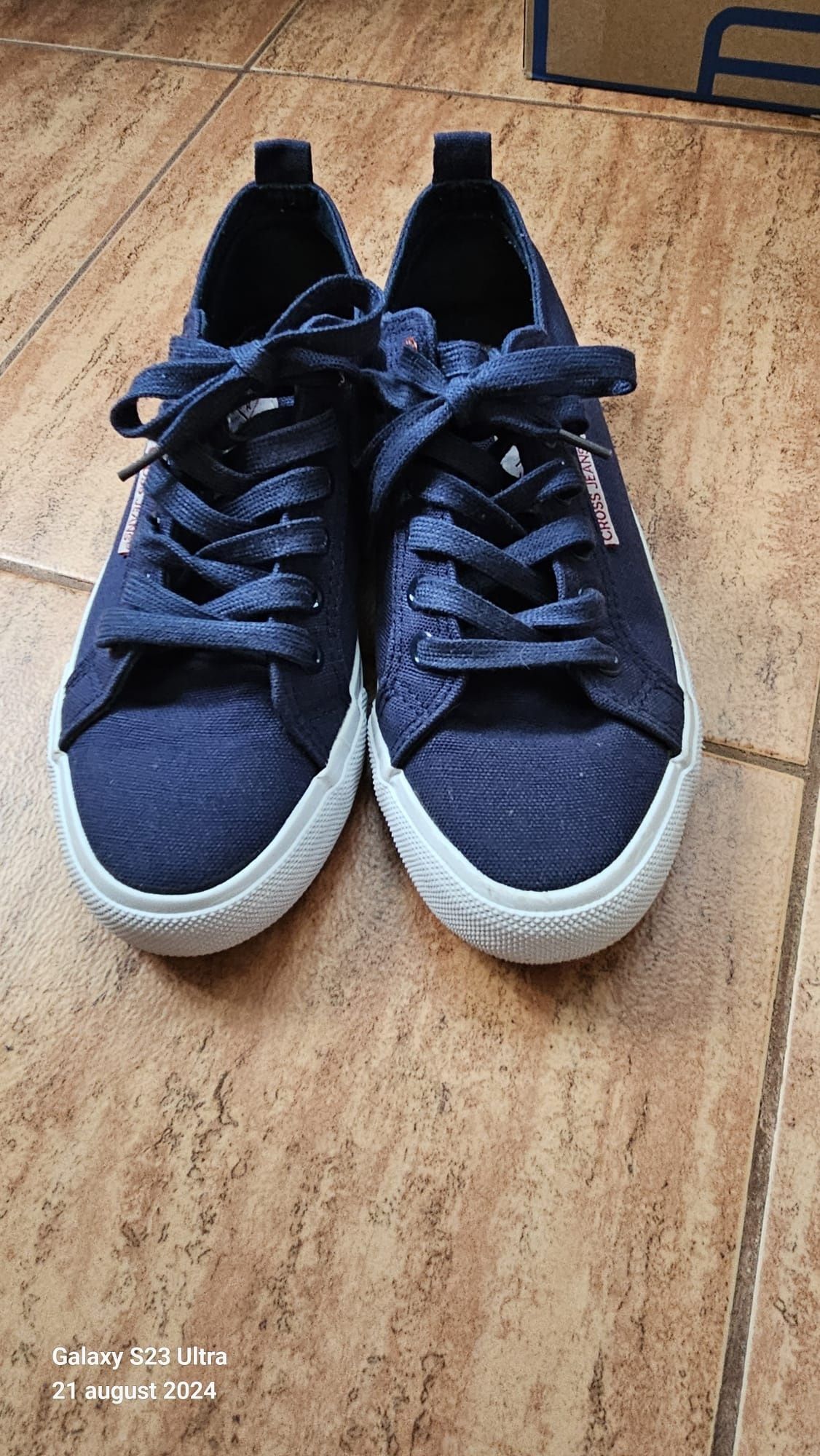 Cross Jeans teniși Bleumarin
Teniși DD1R4068C Bleumarin