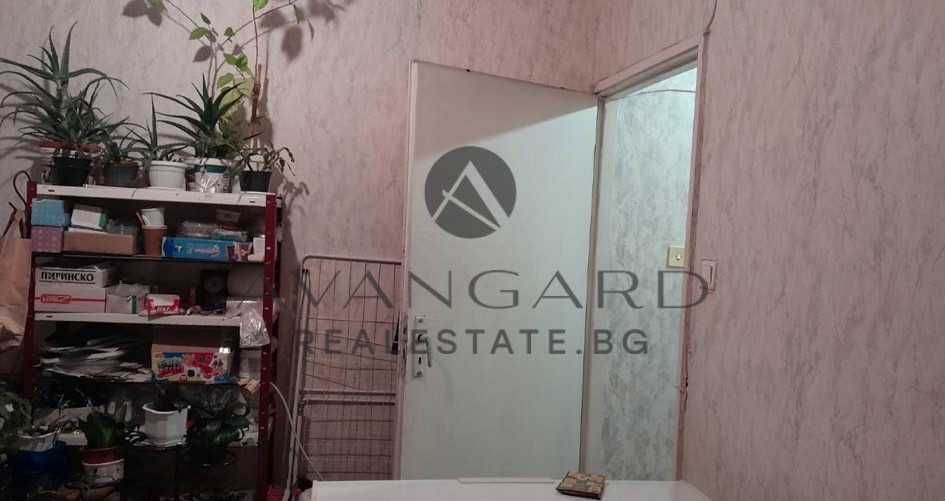 Продава се Тристаен апартамент в Пловдив, Тракия - 86 кв.м за 1512 €/кв.м - Снимка #8