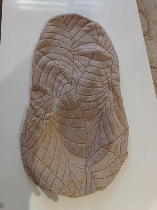 Релефни калъфи за стол.