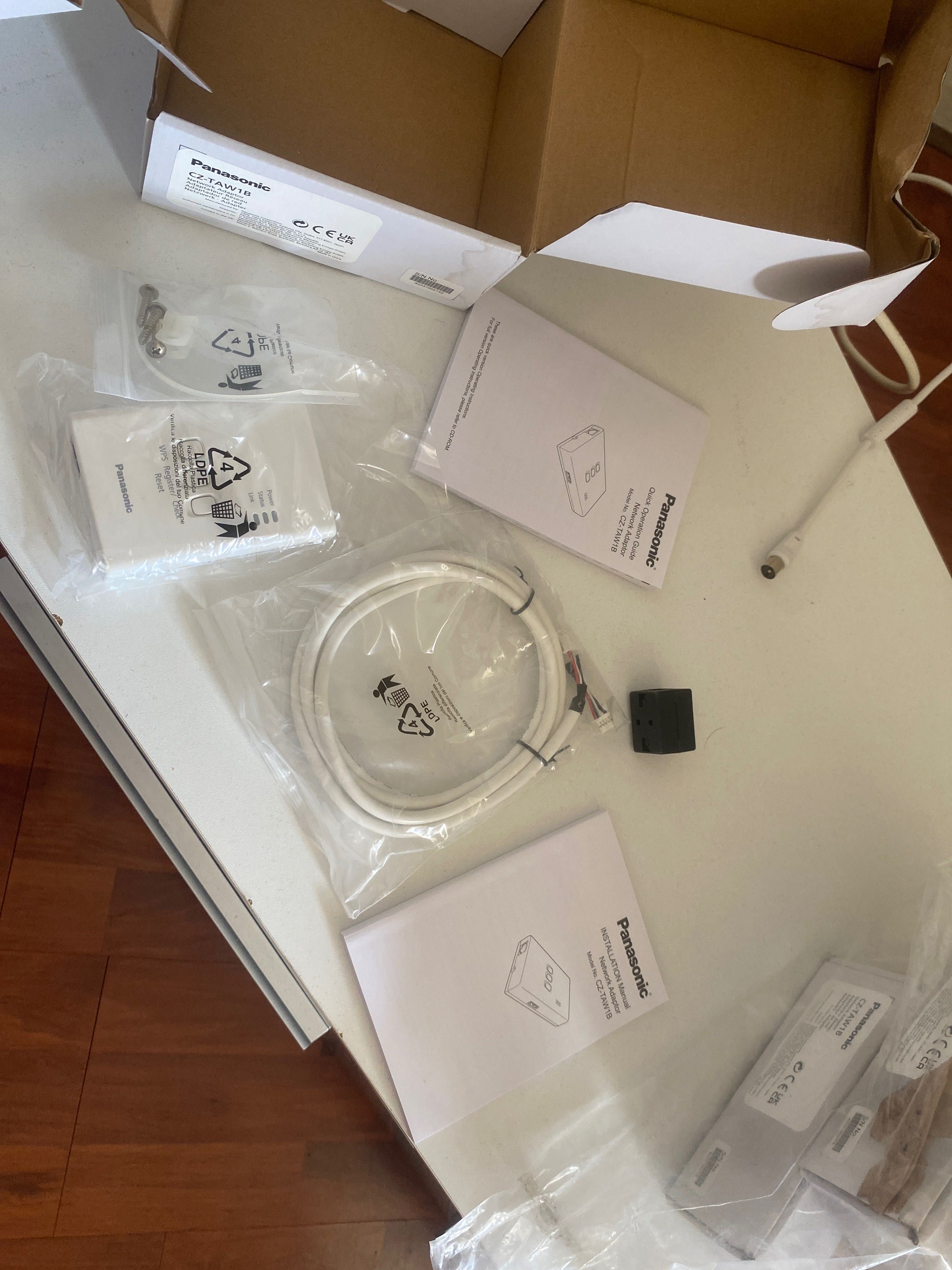 Adaptor rețea Panasonic CZ-TAW1B-Wi-fi pentru aer condiționat , nou