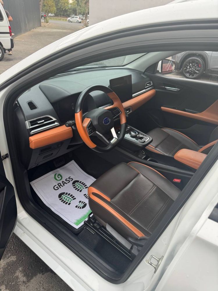 BYD E 2 sotiladi holati yahshi