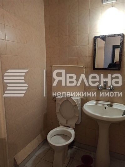 Простор и комфорт в многостаен апартамент на отлична локация!!!