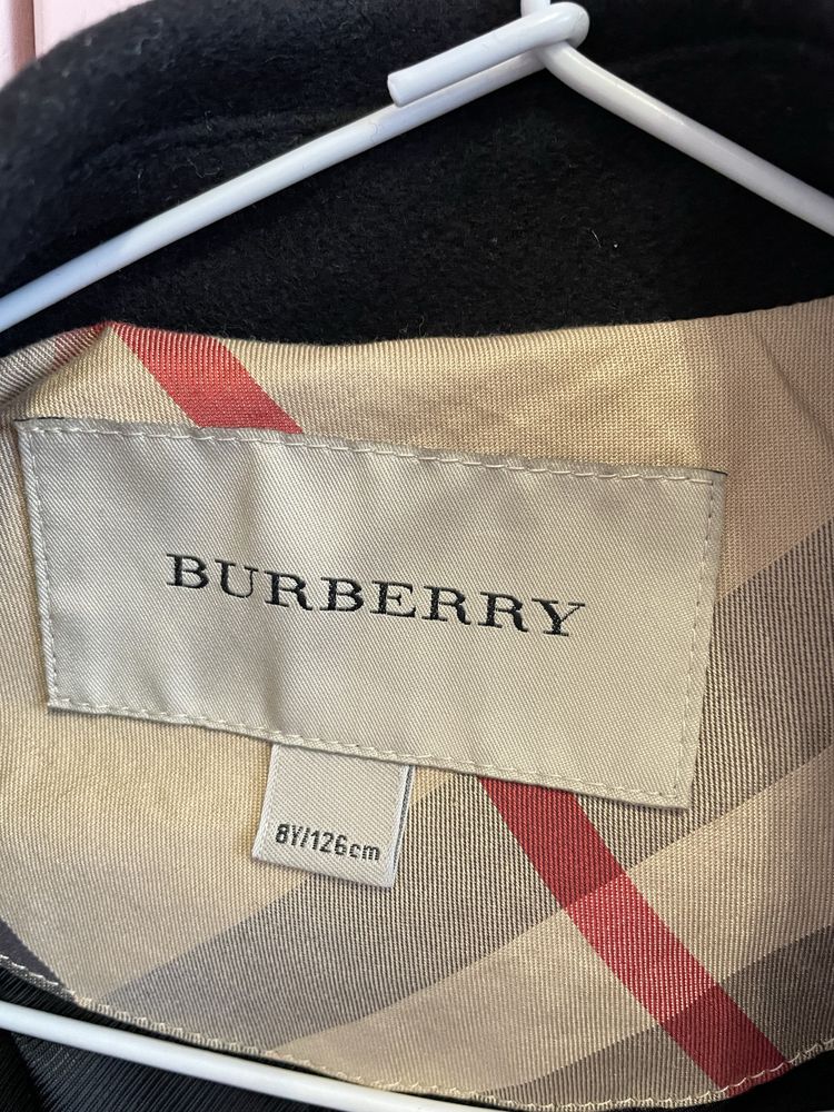 Burberry оригинално детско палто 8г.
