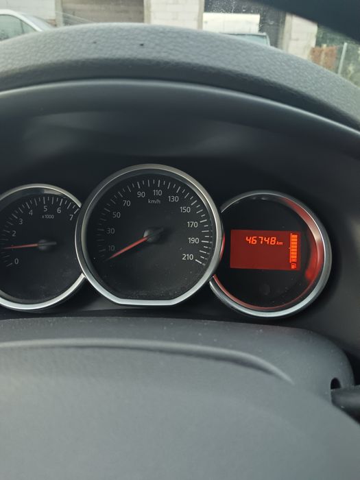 De vanzare Dacia Logan cu motor 0'9 cumparat de LA reprezentana 2019