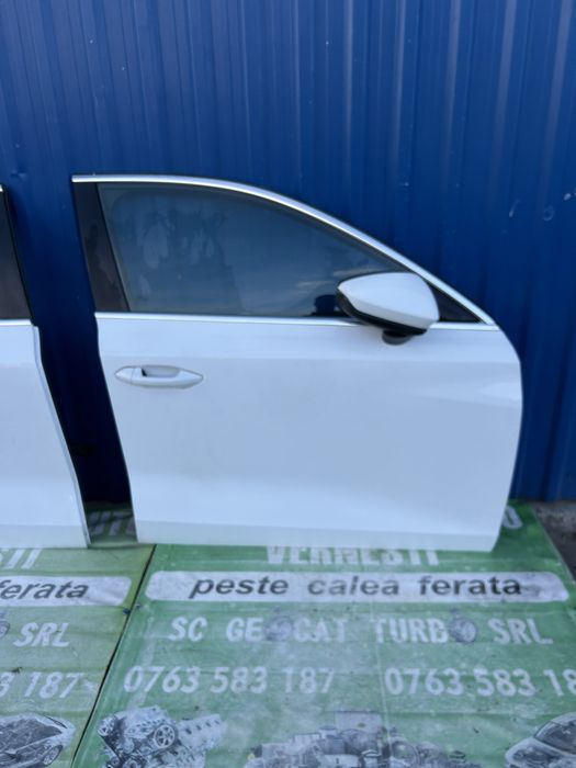 Geam ușă dreapta față Audi A3 8Y