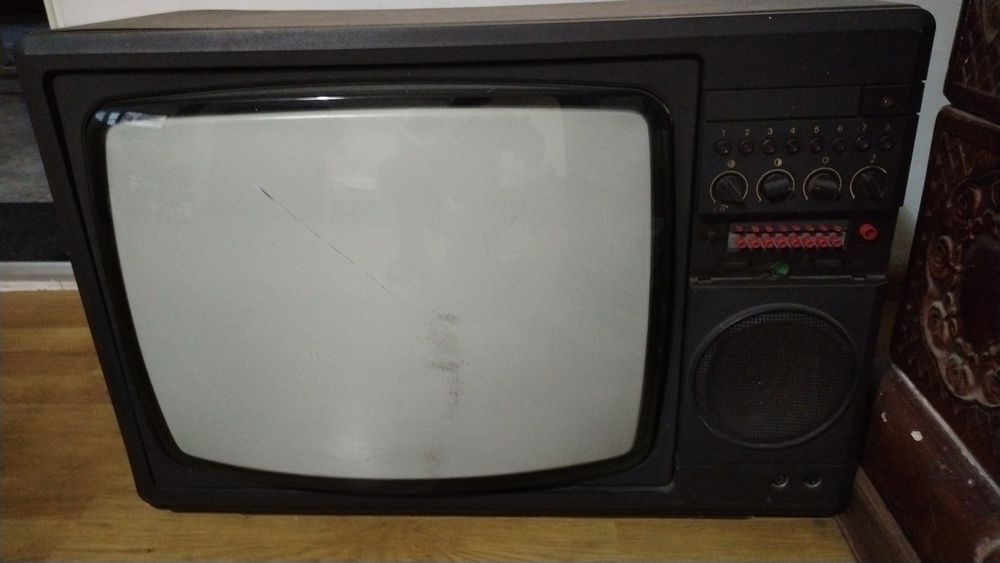 Alb negru românești sport tv