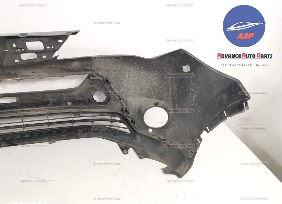 Предна броня със сензори код 5211942A00 - оригинална Toyota RAV4 / Той