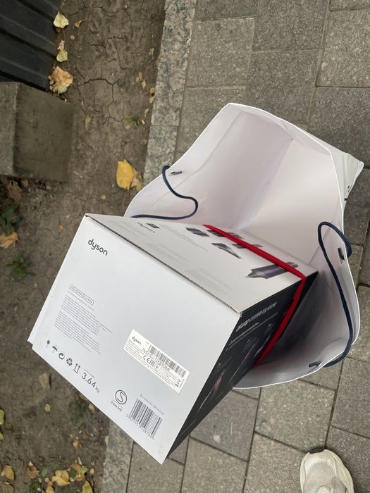 Dyson HS05 почти новый