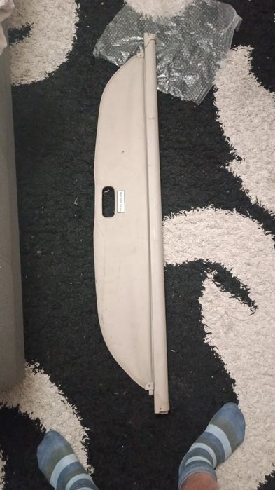 Продам Шторку Монтеро Спорт