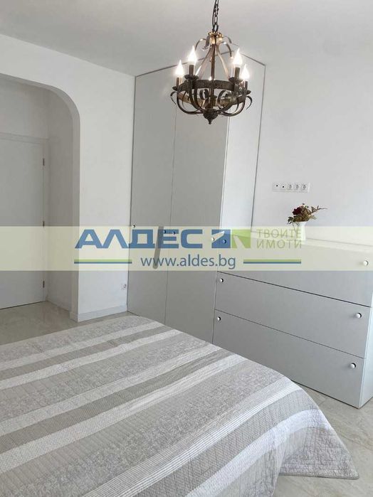 Продава се Двустаен апартамент в София, Докторски паметник - 58 кв.м за 5604 €/кв.м - Снимка #12