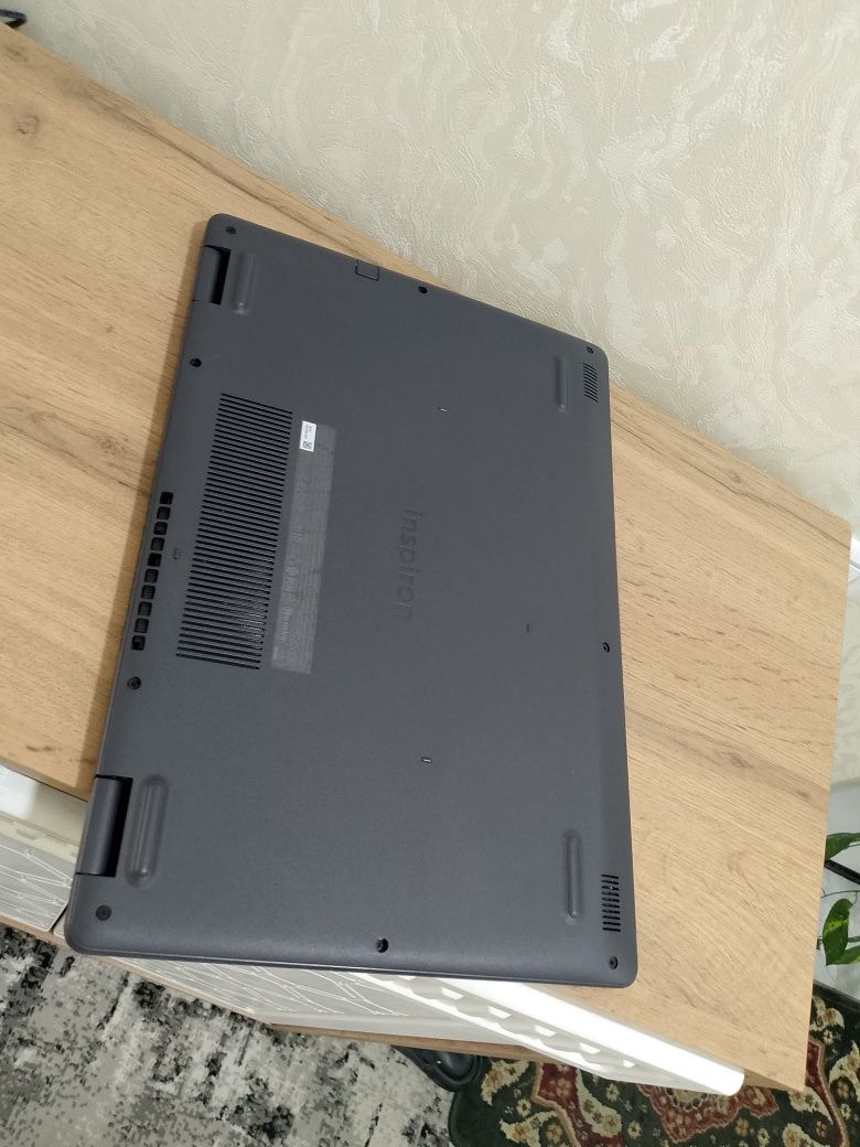 Core i3-1005G1/ HDD xotira 1000 gb/ ОЗУ DDR4- 4 gb/ Ideal holatda Dell