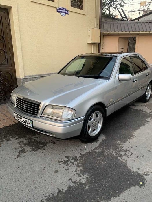 Продается Mercedes W202