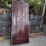Vînd ușă metalică de exterior / completă cu chei
