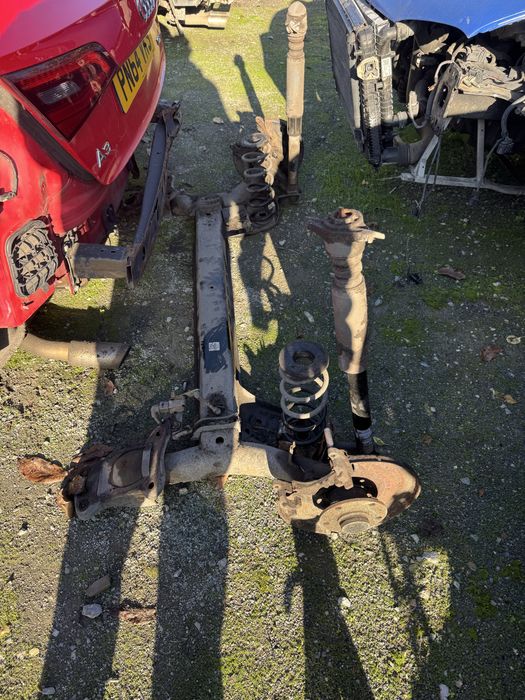 Заден мост  Audi A3 1.6 тди  2014г.