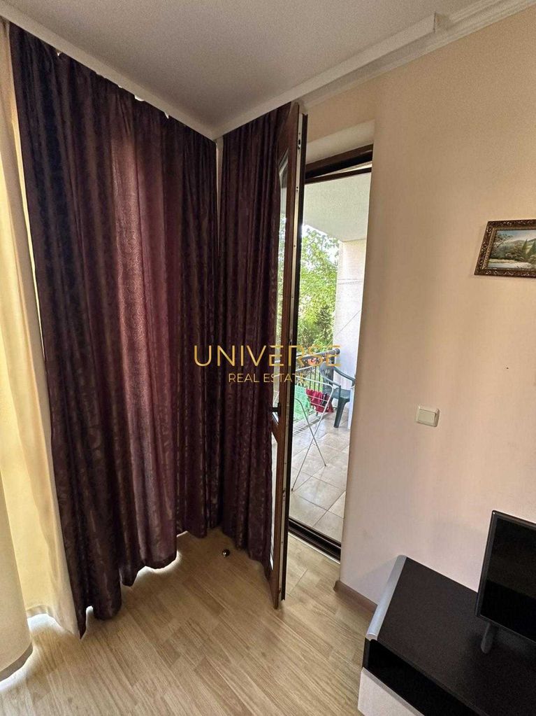 Продава се Двустаен апартамент в к.к. Елените - 52 кв.м за 924 €/кв.м - Снимка #2