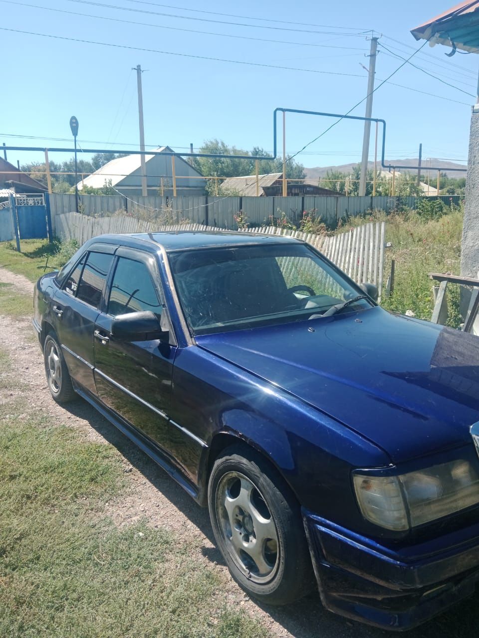 Продам Мерседес 124