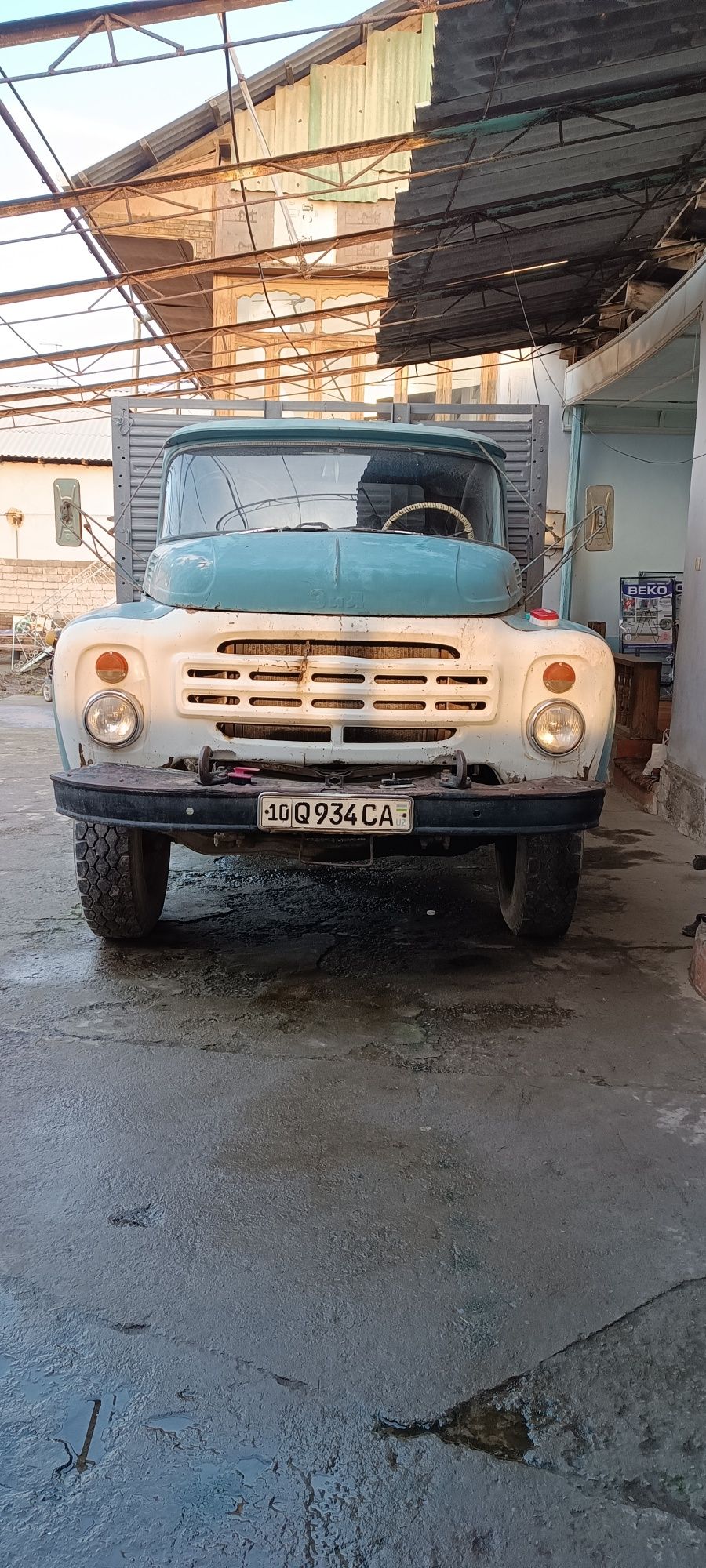 Zil bartavoy sotiladi