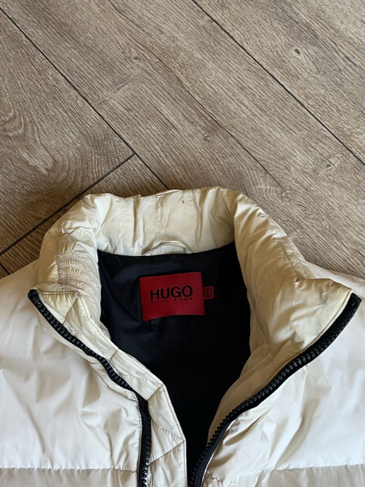 HUGO Hugo Boss : Зимно яке с пух размер Л / Оригинал