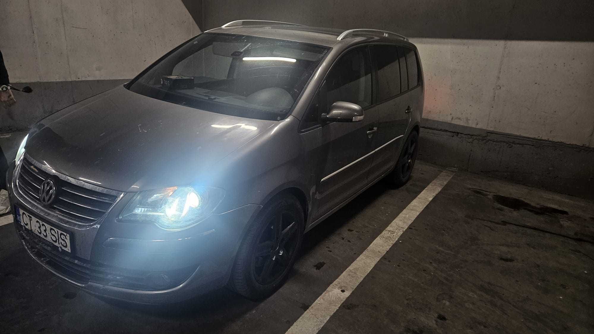 Vand Touran 2.0 TDI 170 CP DSG automat 2007