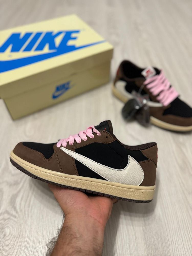 Jordan 1 low Travis Scott mocha produs NOU PREMIUM