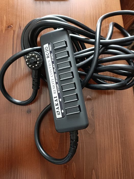 Telecomandă Akai. RC20