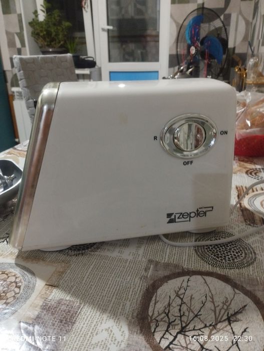 Мясорубка продам 4000