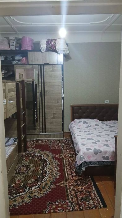 Яшнабадском участок вдоль дороги 1,3сотки