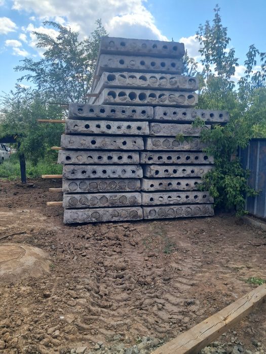 Продам плиты перекрытия в хорошем состояний есть все размеры есть дост