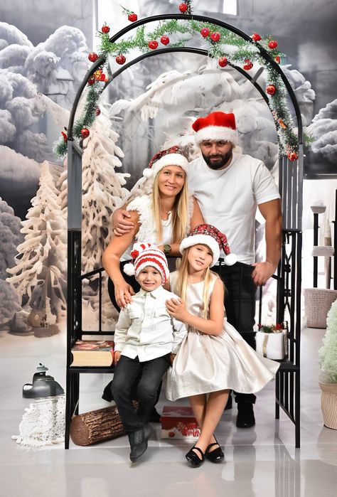 Коледна фотосесия за семейства и деца и възмижност за фотокнига