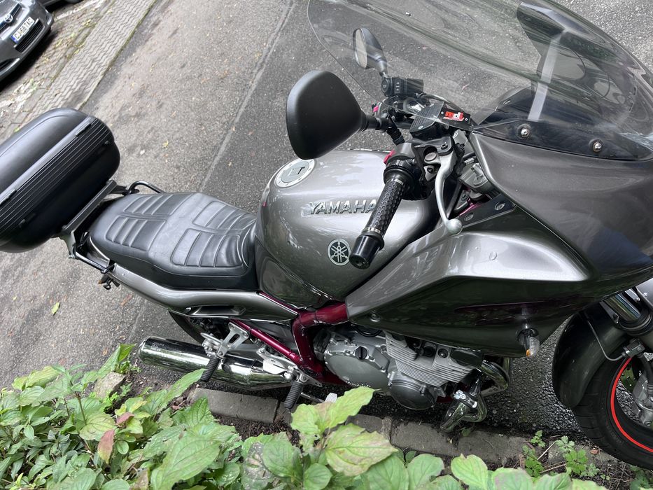 Yamaha Diversion 900 (xj900s)