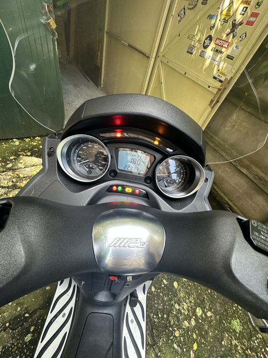 Piaggio mp3 300 hpe Akrapovic