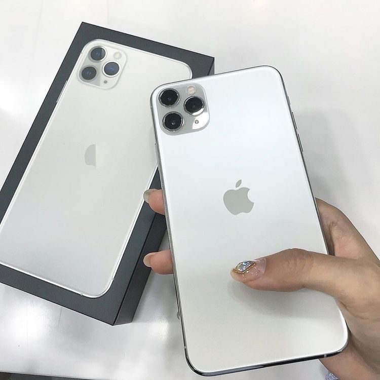 Iphone 11 pro max 256 GB Silver