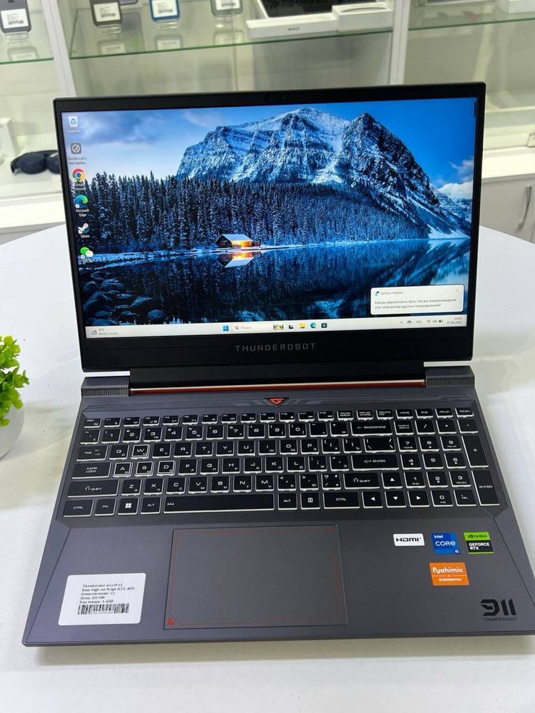 Thunderobot core i5-12 Ram 16gb ssd 512gb RTX 4050