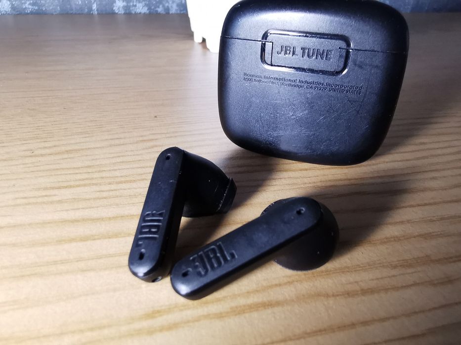 Безжични слушалки jbl