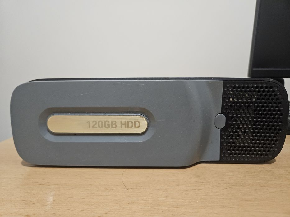 Xbox 360 120Gb с контролер
