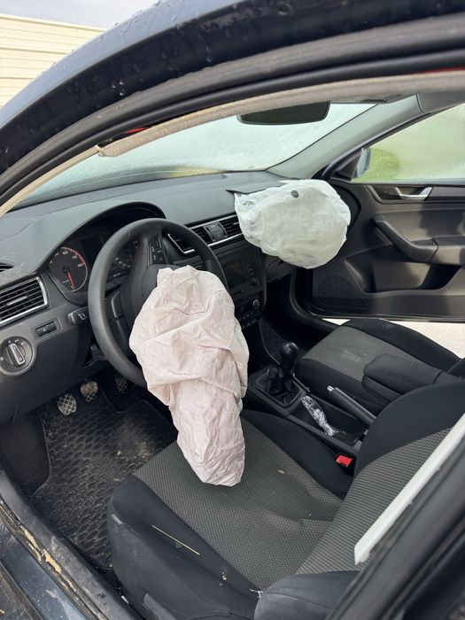 SEAT TOLEDO 1.0 TSi fabricatie 2018 AVARIAT 82.000KM