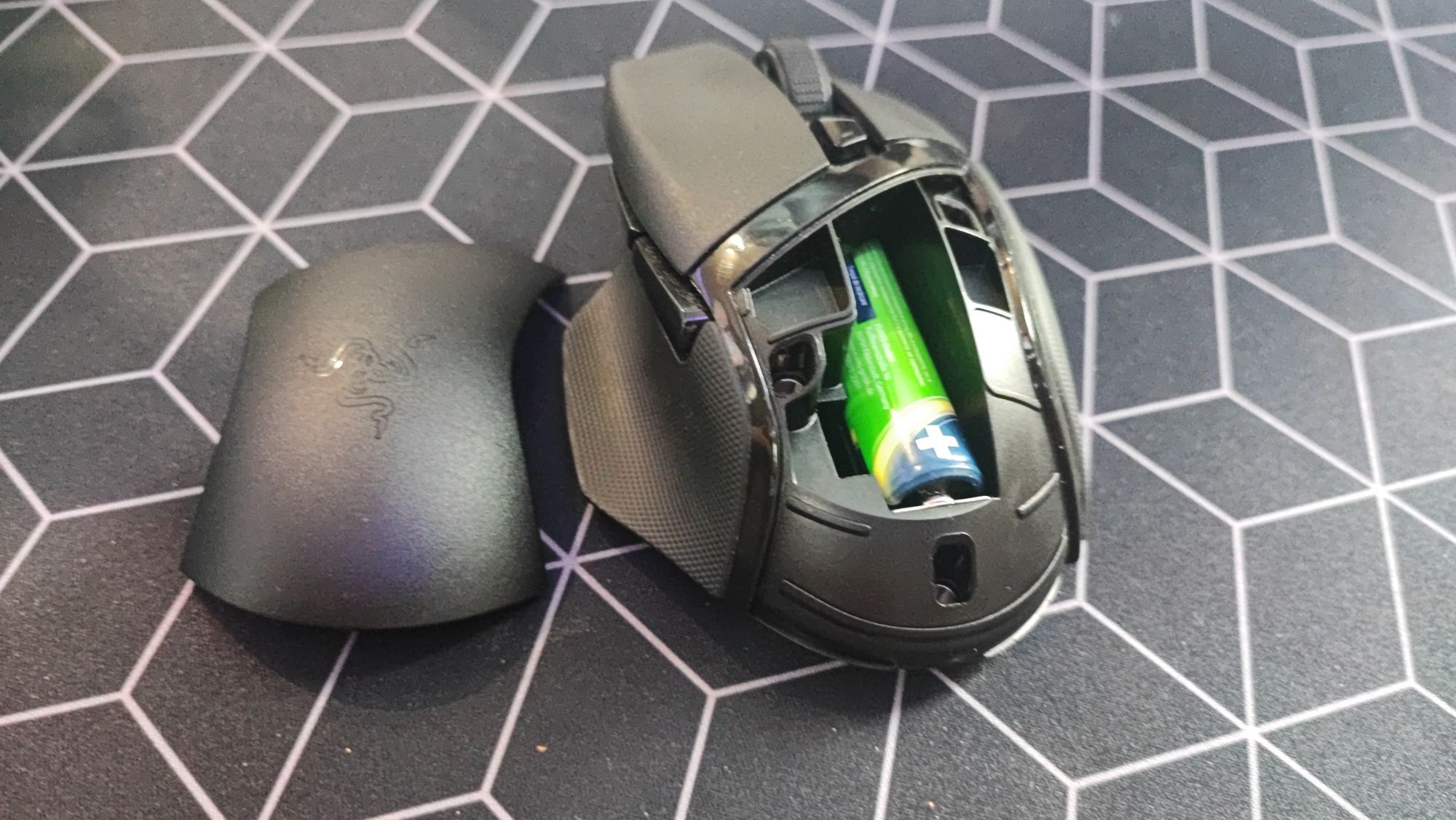 Maus razer basilisk x hyperspeed