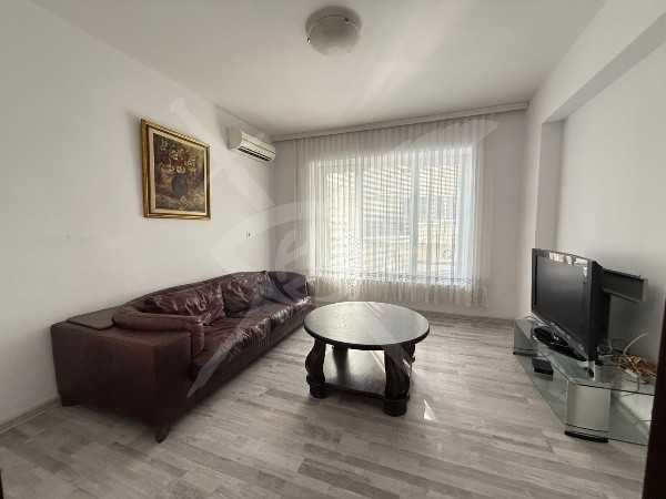 Тристаен апартамент под наем в Центъра 11806991