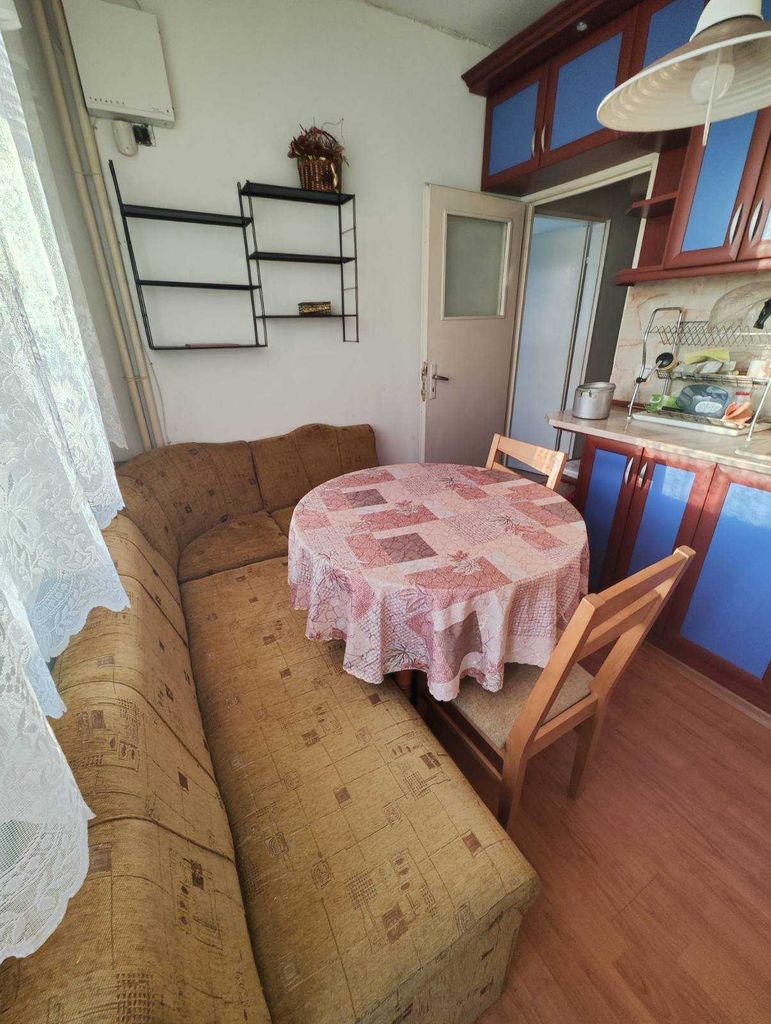 Продава се Четиристаен апартамент в Ямбол, Център - 78 кв.м за 1475 €/кв.м - Снимка #5
