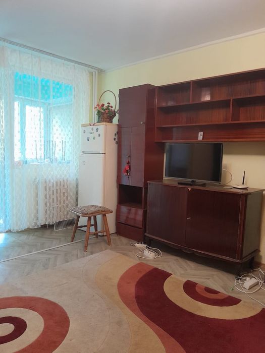 Închiriere garsonieră zona piața veteranilor