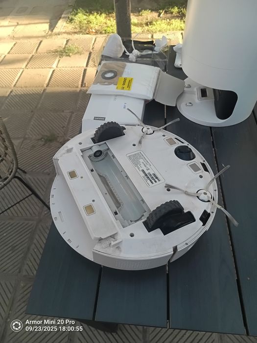 Lenovo Прахосмукачка Робот