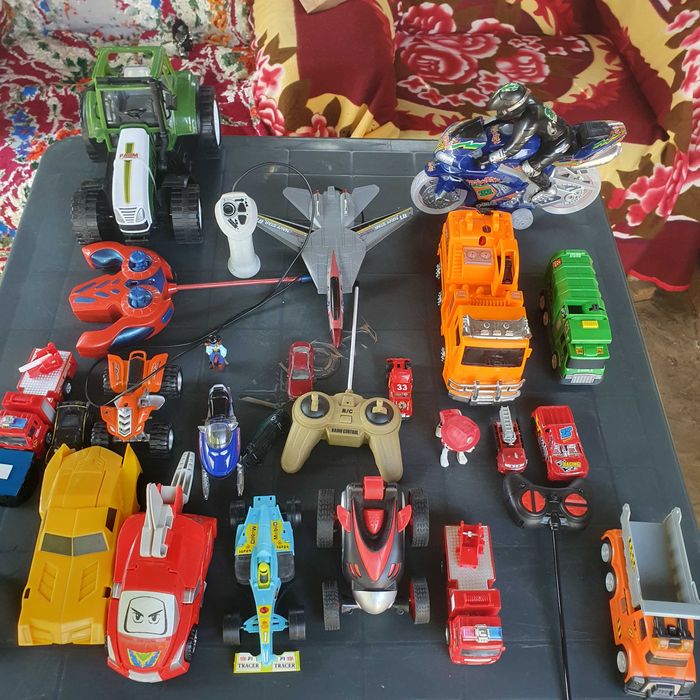 Jucarii diverse +telecomenzi