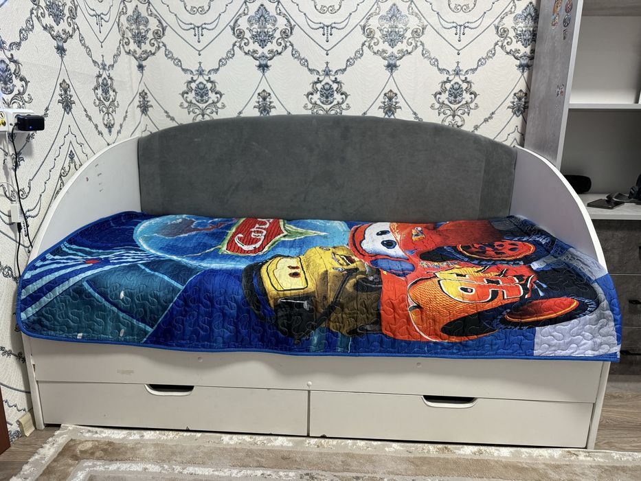 Детская кровать.