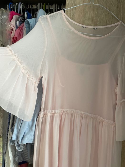 Vând rochie roz XS-S