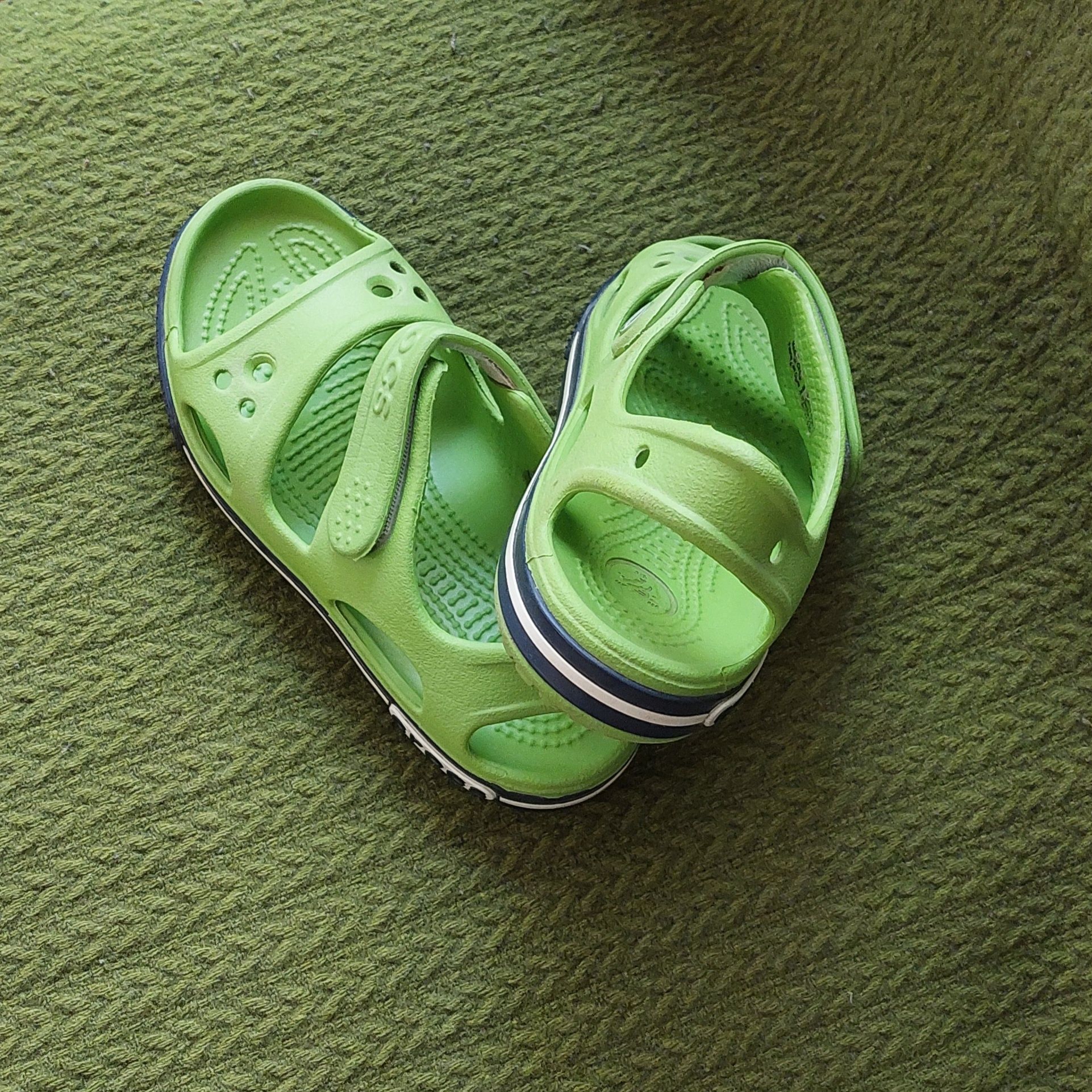 Crocs. Модель сандалии. Разм. 12. Длина по "стельке" 18,5 см.