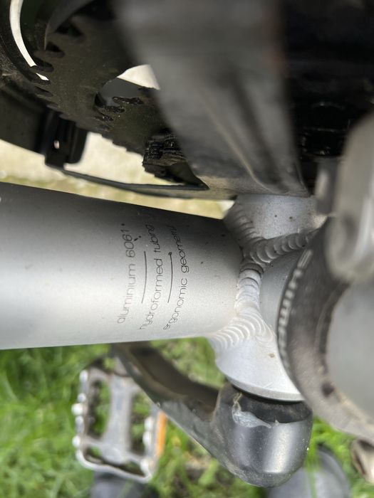 Bicicleta Univega R28 Frane hidraulice 8x3 viteze