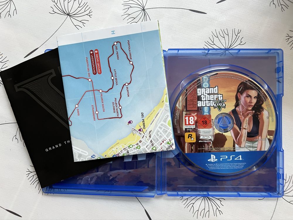 Игри за PS4 (GTA V, FIFA 18)
