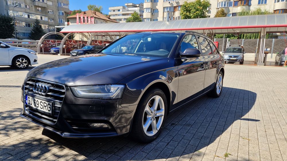 Audi A4 2.0 TDI 177cp quattro s-tronic
